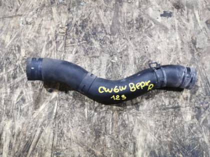 Патрубок радиатора верхний CW6W