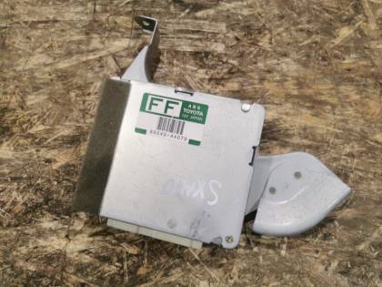 Блок управления ABS SXM10