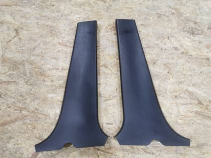 Накладка на стойку кузова MCU15