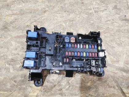 Блок предохранителей салонный TDA4W