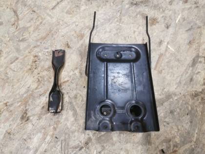 Крепление аккумулятора TDA4W