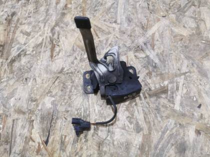 Замок капота RE4