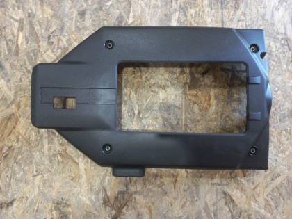 Декоративная крышка двигателя RA9