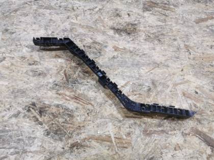 Крепление бампера CU1