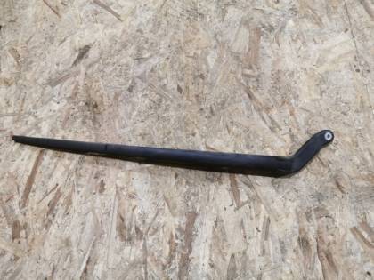 Дворник двери багажника AGL10