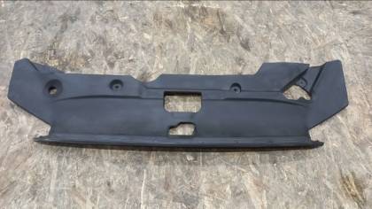 Накладка замка капота GA3W