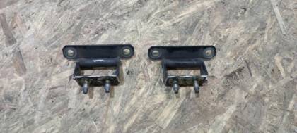 Петля двери багажника PNT30