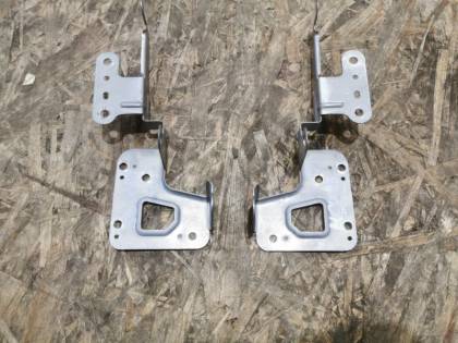 Крепление магнитофона MCU25