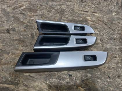 Кнопка стеклоподъемника VM4