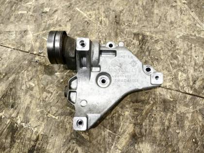 Ролик натяжной навесного оборудования 5NCTH