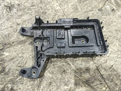 Крепление аккумулятора 5NCTH