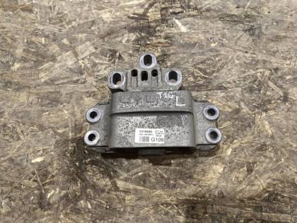 Подушка двигателя 5NCTH