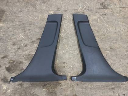 Накладка на стойку кузова BM6FJ