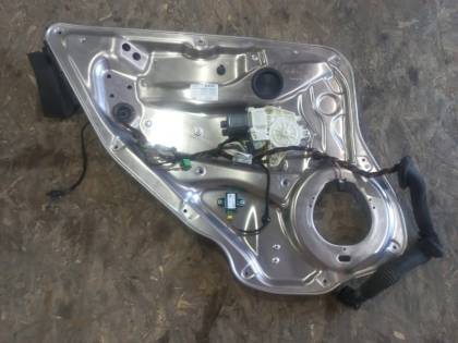 Стеклоподъемный механизм 204048