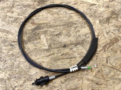Трос лючка топливного бака VM4