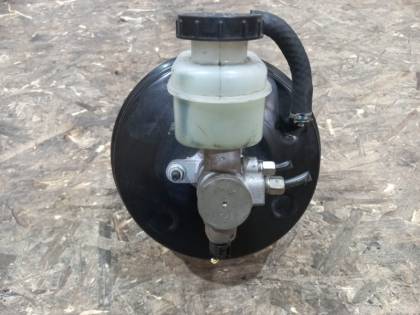 Главный тормозной цилиндр S50