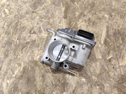 Дроссельная заслонка BM6FJ