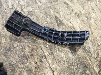 Крепление бампера GGL16