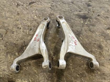 Рычаг подвески верхний S51