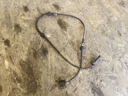 Датчик ABS PNZ51