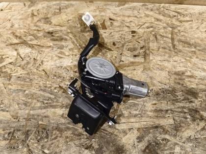 Замок двери багажника GGL16