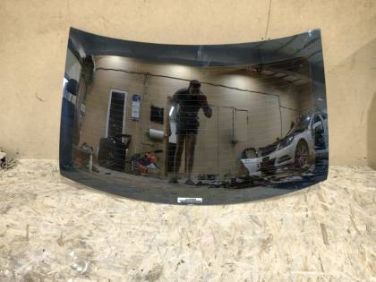 Стекло заднее 204048