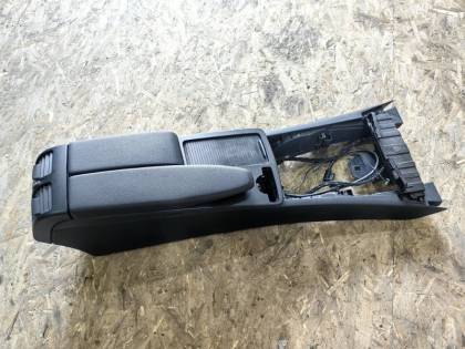 Подлокотник 204048