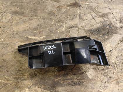 Крепление бампера 204048