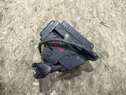 Блок предохранителей под капот MCU35